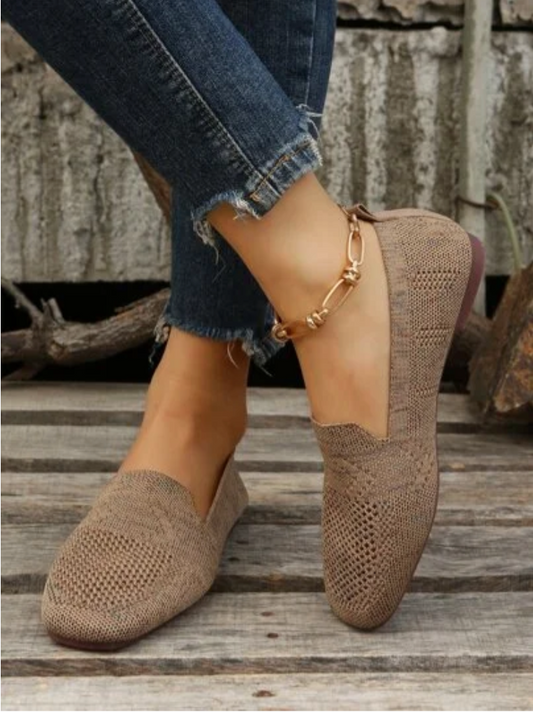 LOREN | CHIQUE ORTHOPEDIC SHOES
